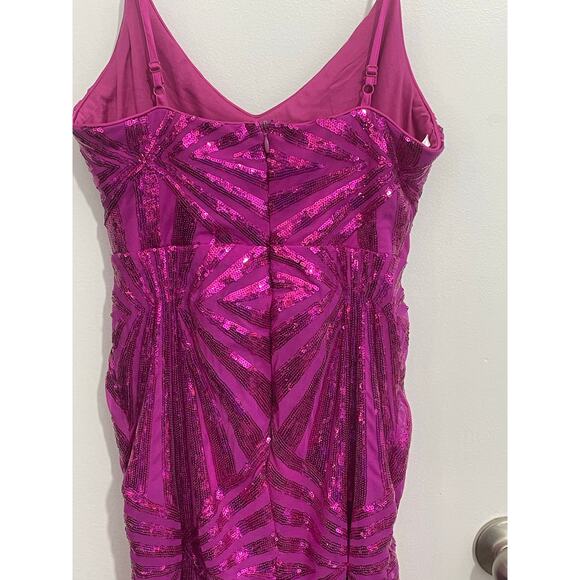 Lulus Mini Dress Medium Pink Sequins Bodycon Mermaid Swiftie Club Bling NWT - Picture 7 of 9